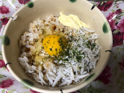 オートミール☆辛子マヨじゃこ卵かけご飯